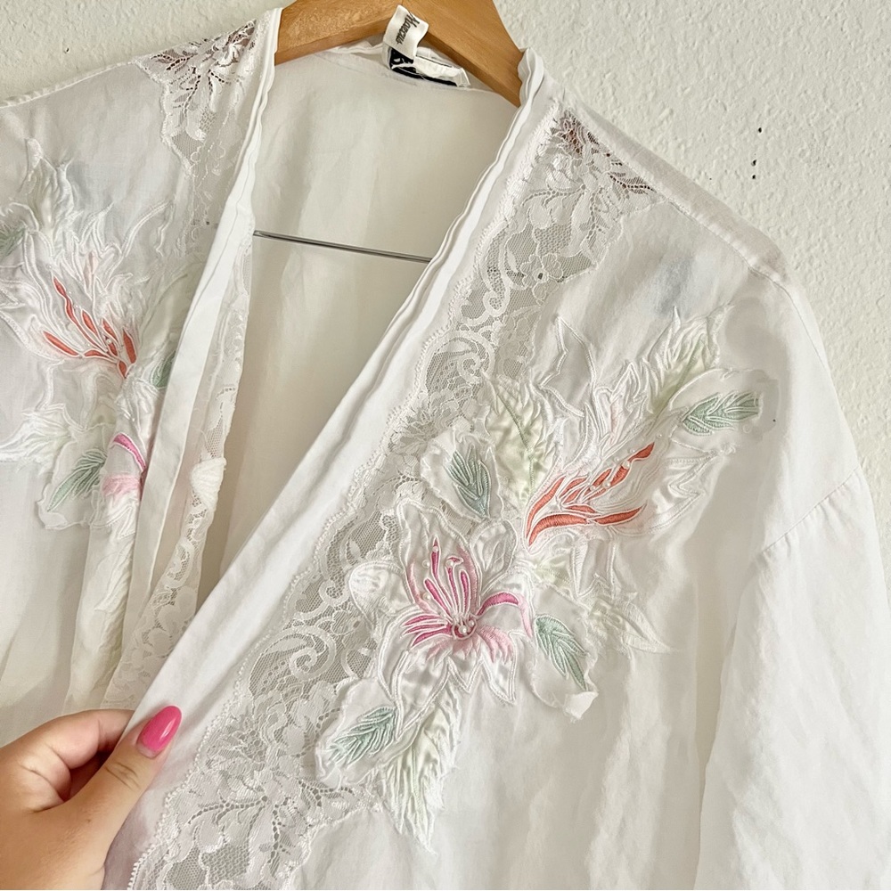 Vintage Natori Embroidered Beaded Robe Sz S - Picture 2 of 5